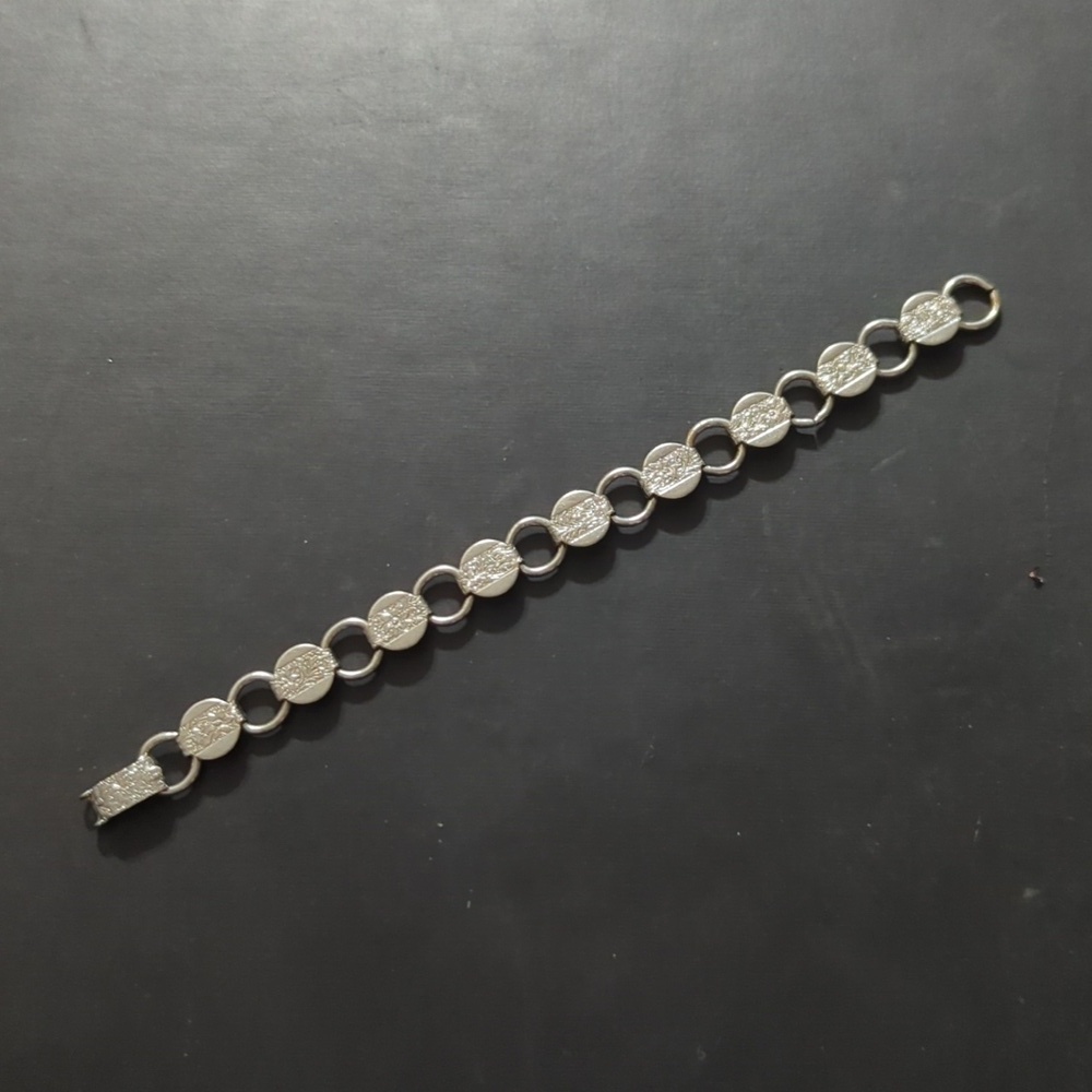 Vintage Sarah Coventry Silver Tone Floral Statement Bracelet